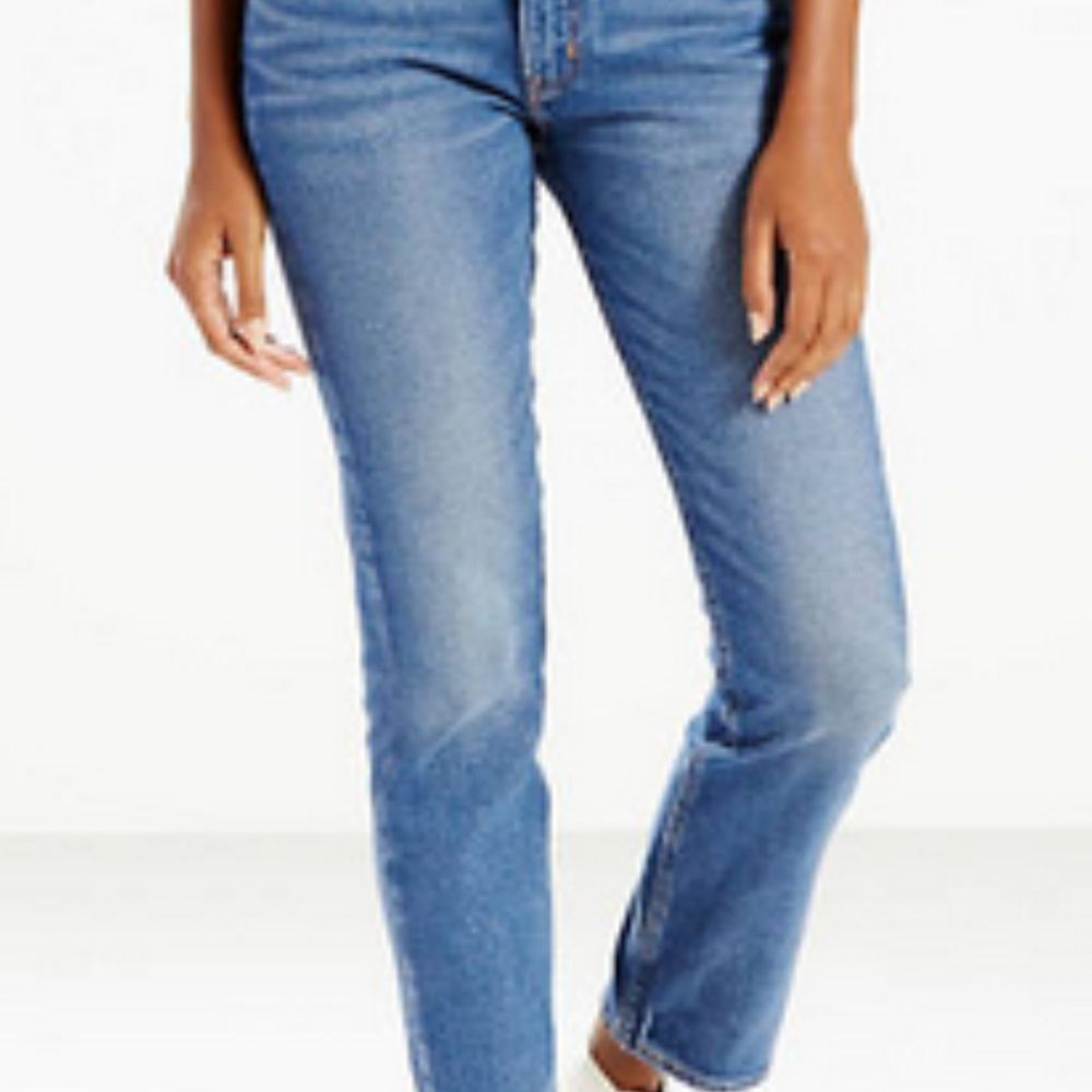 Women’s Levi’s 517 bootcut crop size 30